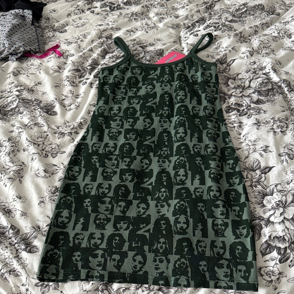 Edikted Mono olive mini dress